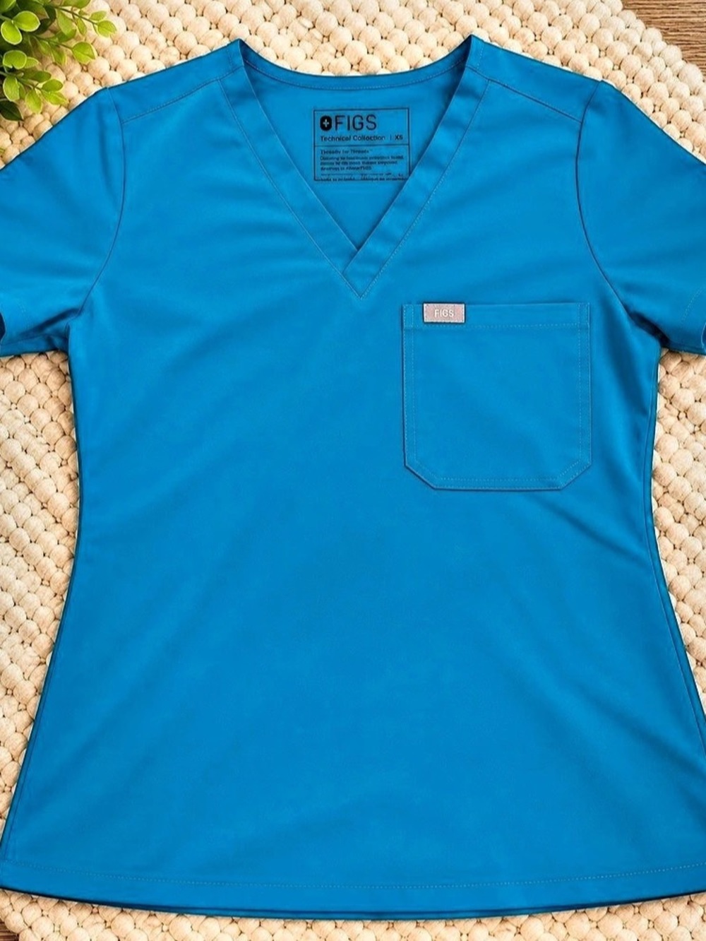 FIGS Technical Collection Teal Blue Scrub Set XS Top XS-Tall Pants V-Neck Top